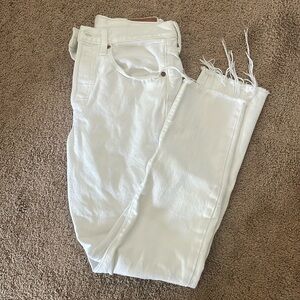 white raw hem levi’s